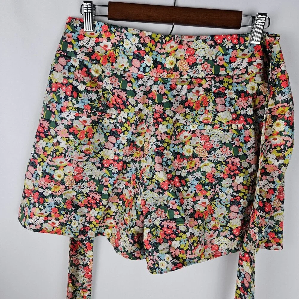 J. Crew Liberty Thorpe Floral High Rise Tie Waist Shorts Size 8 - Picture 8 of 16